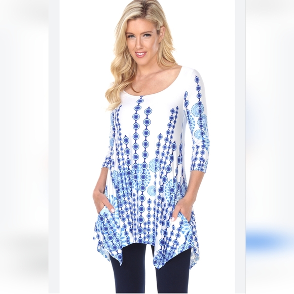 White Mark Tops - White Mark Rela Geometric Print Tunic Top Size Small With Slip Pockets. EUC